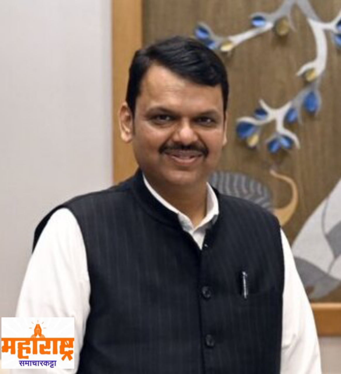 Devendra Fadnavis resignation offer