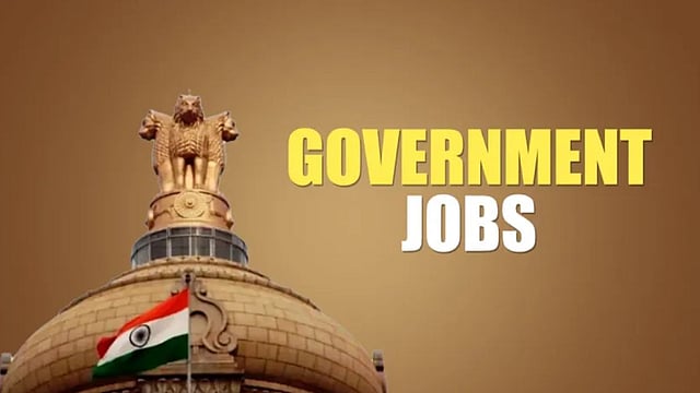 Govt Job 2026 सरकारी बँकेत नोकरी हवीये? आतच अर्ज करा